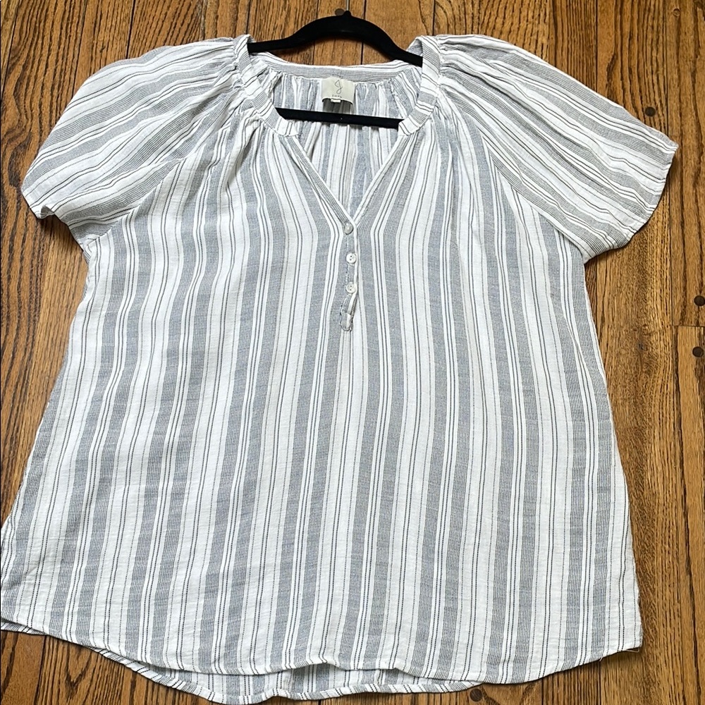 Joie sz 1X Light Gray Striped Blouse Top - Boho Breezy Summer vneck short sleeve